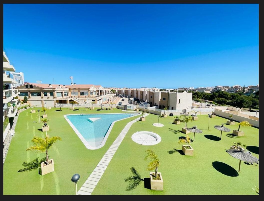 3090 Residencial Sabrina Lejlighed Dehesa de Campoamor  Eksteriør billede